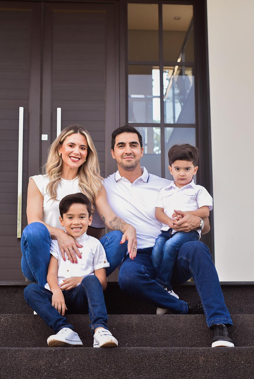Dr. Guillermo Rodríguez y su familia